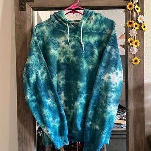 Artist union sweater